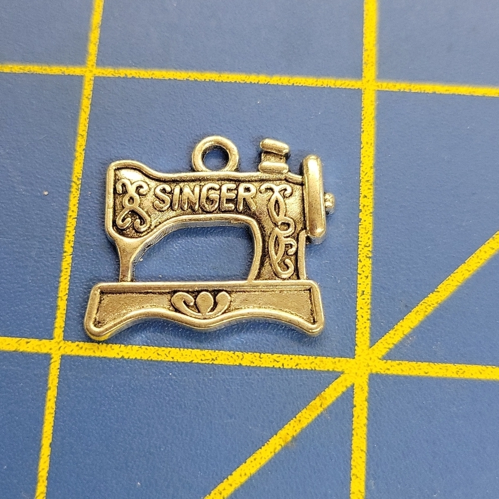 Crafter Faux Silver Sewing Machine